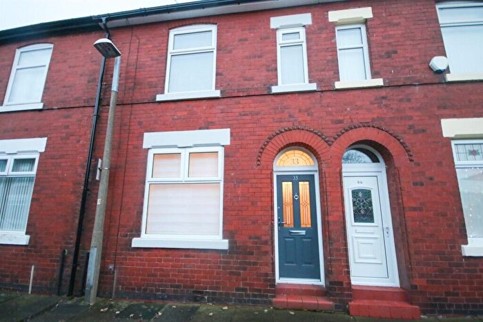 3 Bedroom Terraced House To Rent In Halstead Avenue, Salford, M6