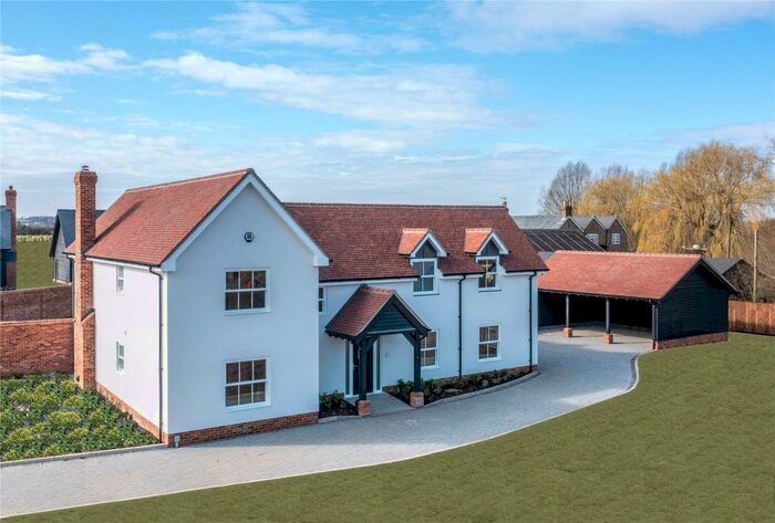 5 Bedroom Detached House For Sale In The Paddocks, Newney Green, Writtle, Chelmsford, CM1