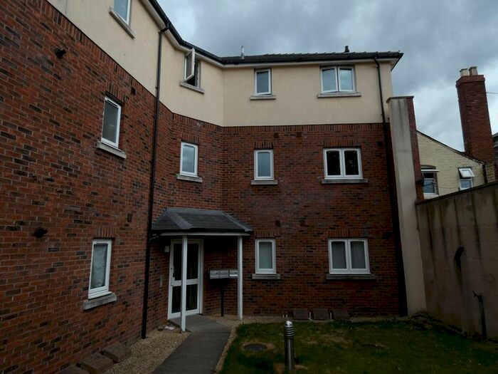 2 Bedroom Flat To Rent In Ryelands Street, Hereford, HR4