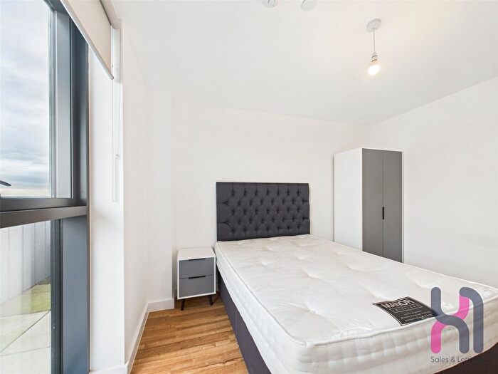 1 Bedroom Property To Rent In Manchester Waters, Pomona Strand, Old Trafford, M16