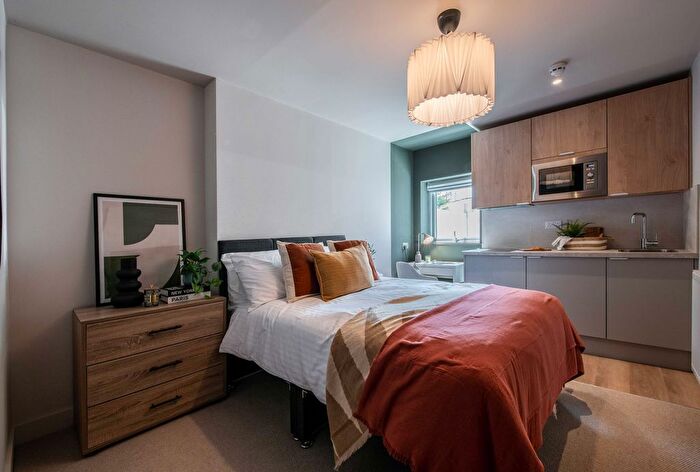 1 Bedroom Studio To Rent In Room Nelson Road, ME7