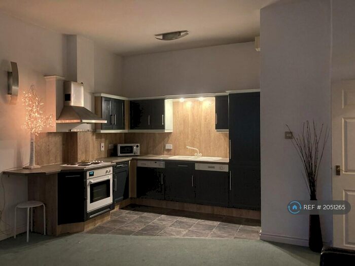 1 Bedroom Flat To Rent In Whitworth House, Manchester, M1