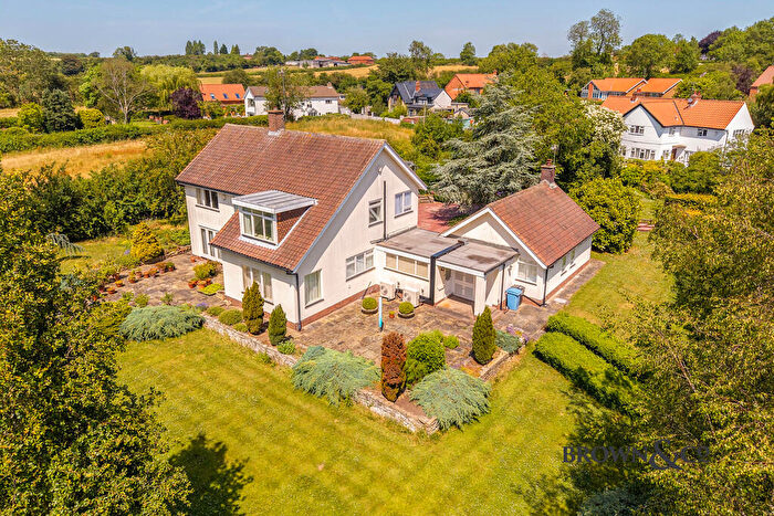 5 Bedroom Detached House For Sale In York Street, East Markham, Newark, NG22