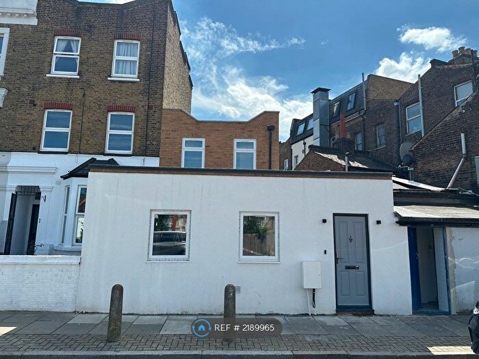 1 Bedroom Terraced House To Rent In Vant Road, London, SW17