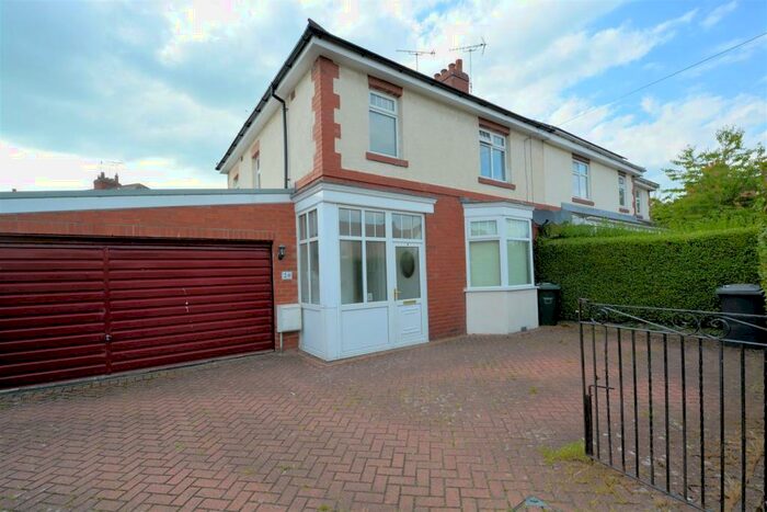 3 Bedroom House To Rent In Stutton Road, Tadcaster, LS24