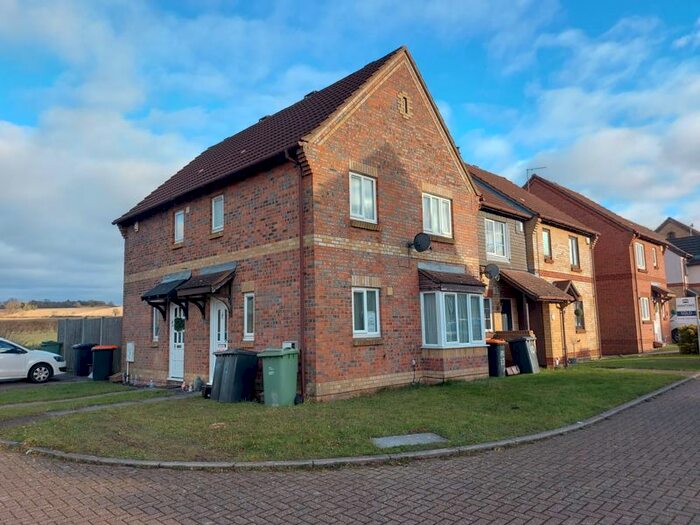 2 Bedroom Terraced House To Rent In The Belfry, Bushmede, Luton, LU2