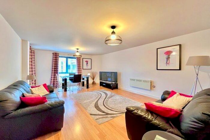 2 Bedroom Flat To Rent In Baltic Quay, Gateshead, NE8