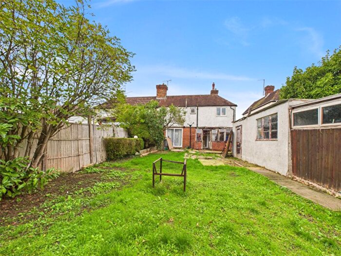 3 Bedroom Semi-Detached House For Sale In Shelley Road, Cheltenham, Gloucestershire, GL51