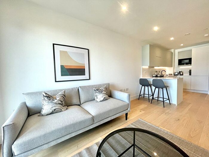 1 Bedroom Flat To Rent In Verdo, Brentford, TW8