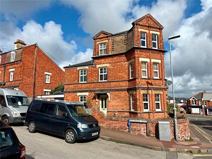 3 Bedroom End Of Terrace House For Sale In Vicarage Lane, Eastbourne, East Sussex, BN20