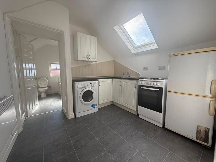 1 Bedroom Flat To Rent In Bramley Road, Leicester, LE3