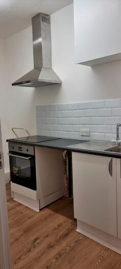 Studio To Rent In Chalk Hill, Watford, Hertfordshire, WD19
