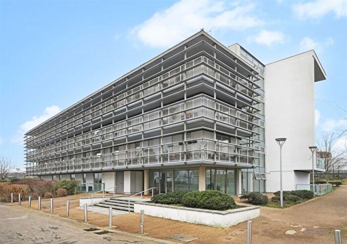 2 Bedroom Flat For Sale In Chadwell Lane, Kinnear Apartments Chadwell Lane, N8