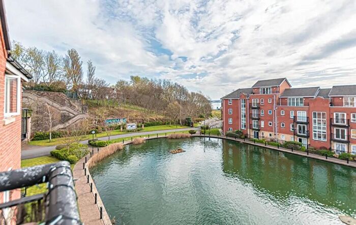 2 Bedroom Flat To Rent In Ellerman Road, City Centre, L3