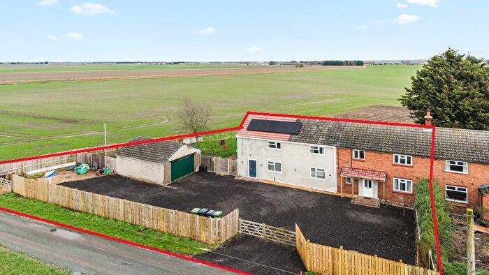 4 Bedroom Semi-detached House For Sale In Moyses Bank, Marshland St James, Wisbech, Norfolk, PE14