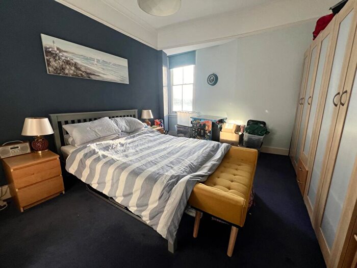 1 Bedroom Apartment To Rent In The Esplanade, Weymouth, DT4