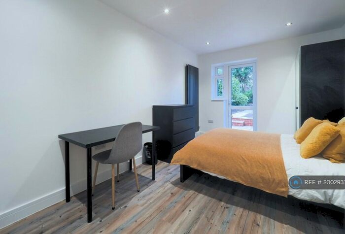 Studio To Rent In Sandymount Avenue, Stanmore, HA7