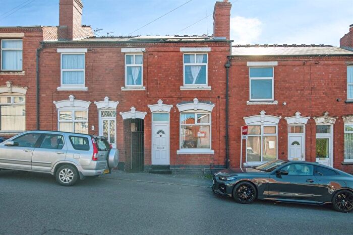 2 Bedroom Terraced House For Sale In Junction Street, Dudley, DY2