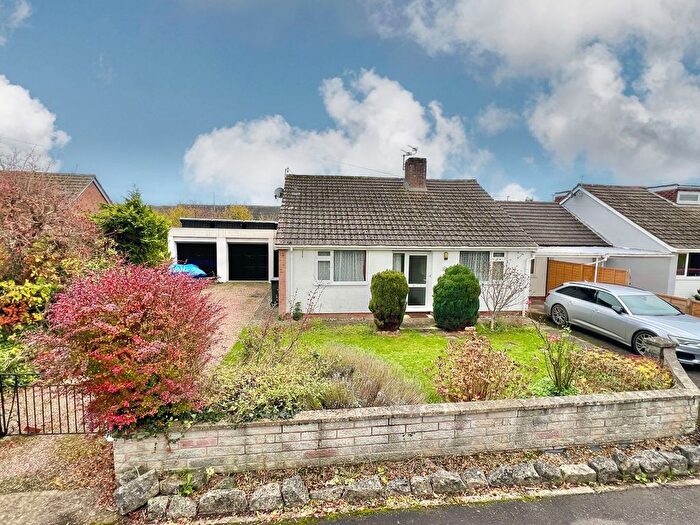 4 Bedroom Detached Bungalow For Sale In The Grove, Henlade - No Onward Chain!, TA3