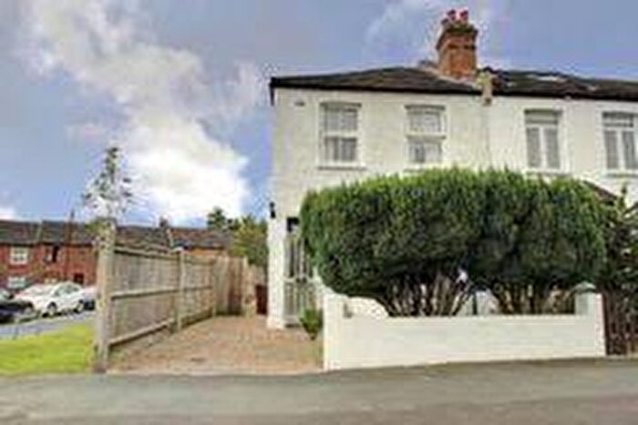 Studio To Rent In South Vale, Harrow, Middlesex, , Harrow, HA1