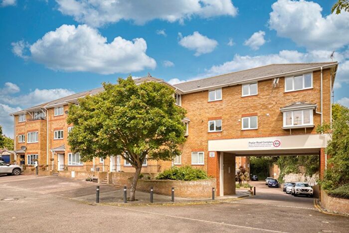 2 Bedroom Flat To Rent In St Stephens, Poplar Road, St Peters, Broadstairs, Kent, CT10
