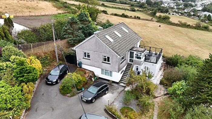 5 Bedroom Detached House For Sale In Chegwyns Hill, Foxhole, St. Austell, PL26