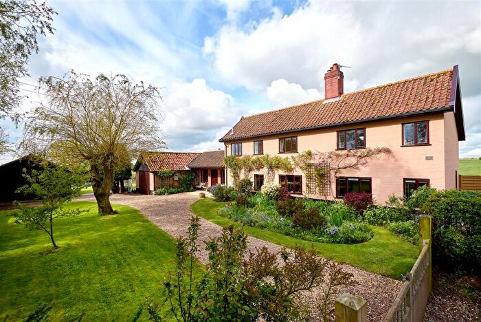 4 Bedroom Detached House For Sale In Lonely Road, Pulham St. Mary, IP21