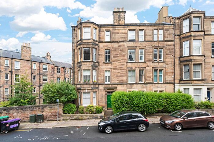1 Bedroom Flat For Sale In Comiston Terrace, Morningside, Edinburgh, EH10