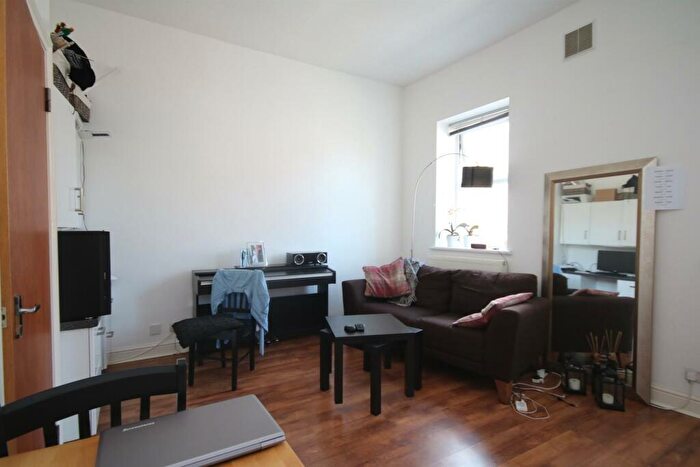 1 Bedroom Flat To Rent In Copenhagen Street, Barnsbury, N1