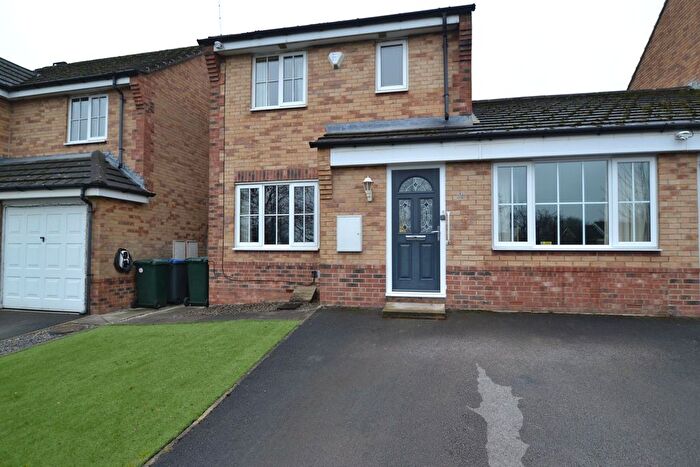 3 Bedroom Detached House For Sale In West Cote Drive, Thackley, Bradford, BD10