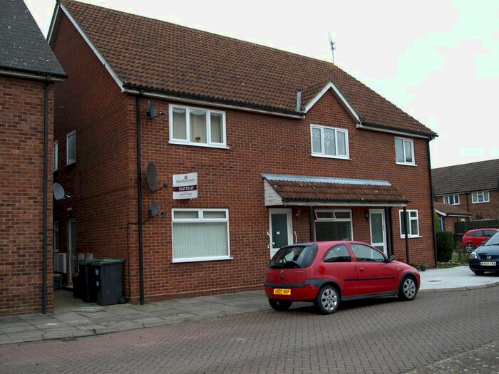 1 Bedroom Flat To Rent In Morgan Court, Claydon, IP6