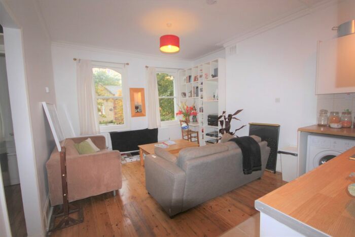 1 Bedroom Flat To Rent In Burton Road, Brixton, SW9