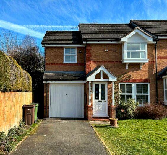 3 Bedroom House To Rent In Chelthorn Way, Solihull, B91