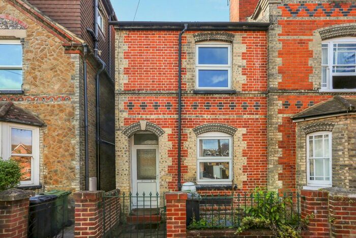 4 Bedroom Semi-Detached House To Rent In Church Rd, Guildford, GU1