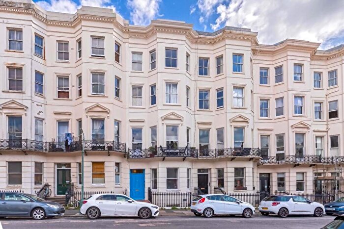 1 Bedroom Flat For Sale In Holland Road, Hove, BN3