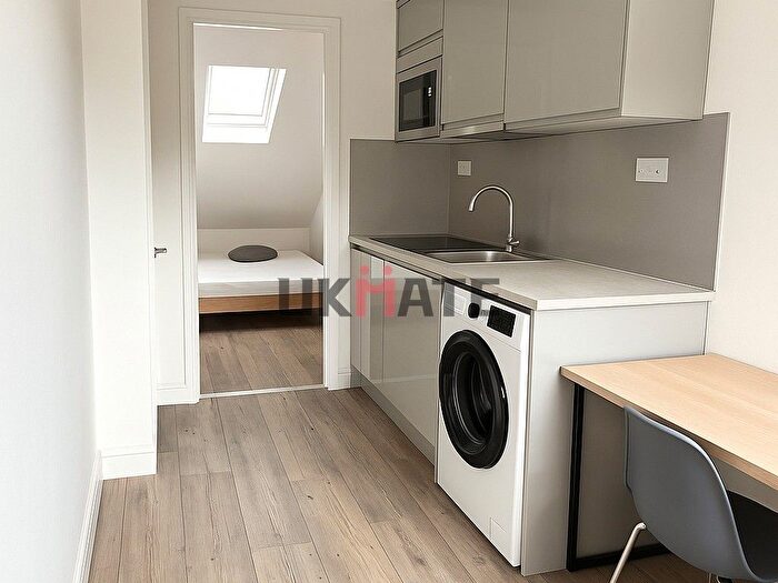 1 Bedroom Property To Rent In Station Road, Norbiton, Kingston Upon Thames, KT2