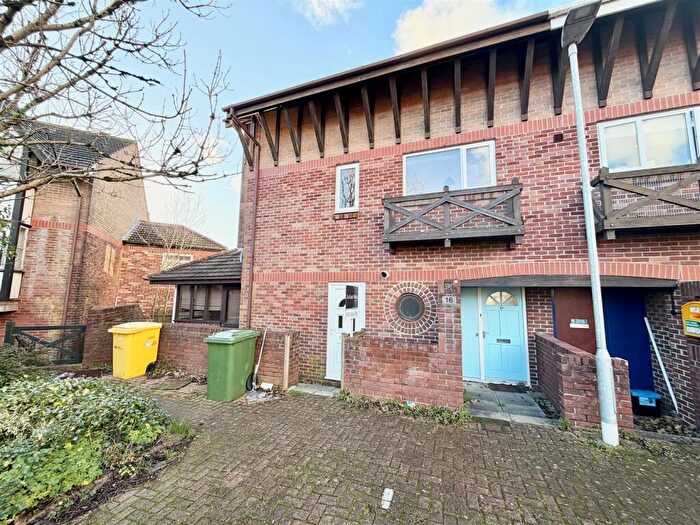 3 Bedroom Maisonette For Sale In Chaddlewood, Plympton, PL7