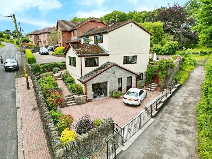 4 Bedroom Detached House For Sale In Llanfabon Road, Nelson, Treharris, CF46