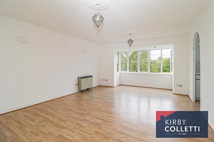 2 Bedroom Apartment To Rent In River Meads, Stanstead Abbotts, SG12