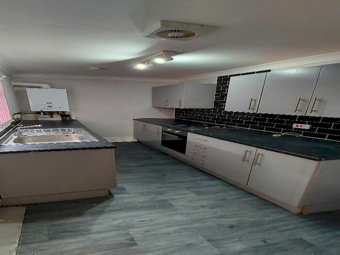 3 Bedroom Semi-Detached House To Rent In Oxford Road, Hartlepool, TS25