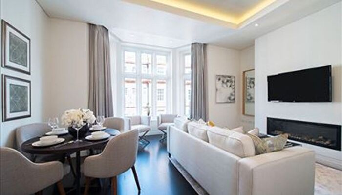 2 Bedroom Flat To Rent In Green Street, London, W1K