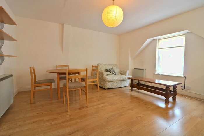 1 Bedroom Flat To Rent In Grange Road, London, Greater London., W5