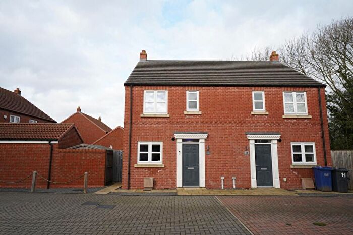3 Bedroom Semi Detached House For Sale In The Hedgerows, Eggborough, Goole, DN14