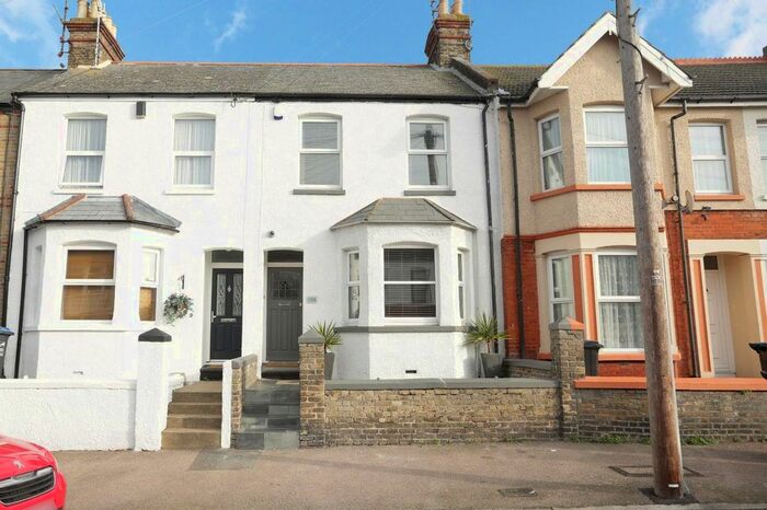 2 Bedroom Terraced House To Rent In Victoria Avenue, Margate, CT9