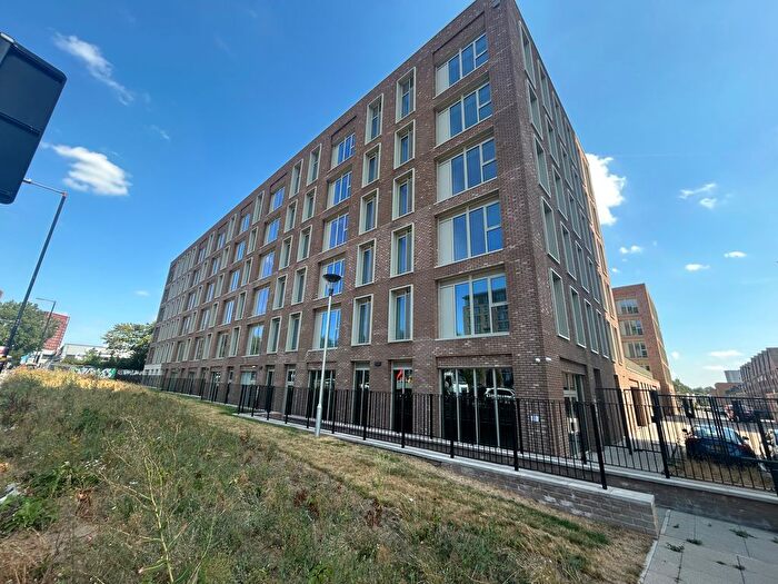 2 Bedroom Flat To Rent In Bristol Street, Birmingham, B5