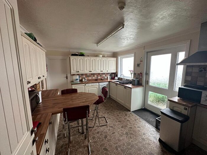 1 Bedroom House Of Multiple Occupation To Rent In St Andrews Road, Exmouth, EX8