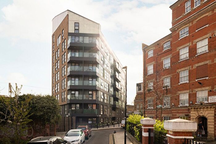 1 Bedroom Flat For Sale In Esker Place, Margerie Court, E2