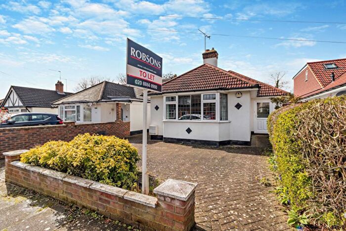 2 Bedroom Bungalow To Rent In Hazelwood Drive, PInner, HA5