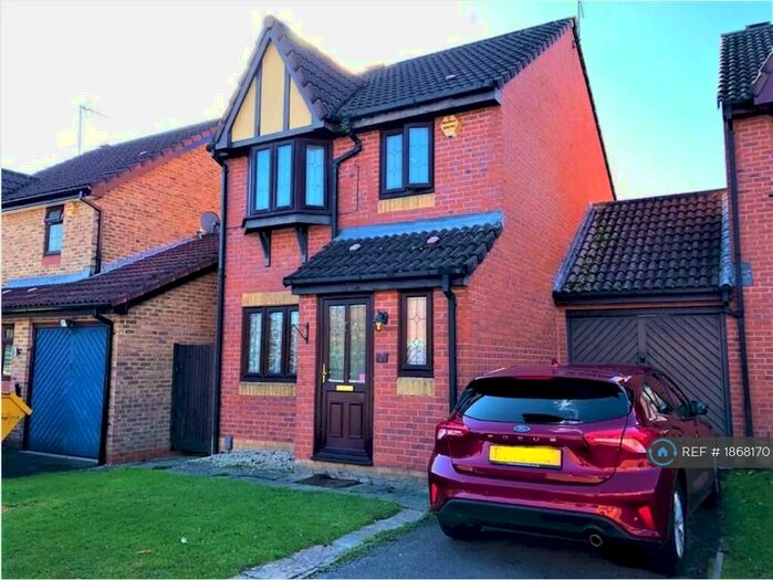 3 Bedroom Detached House To Rent In Regent Close, Lower Earley, Reading, RG6