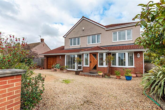 4 Bedroom Detached House For Sale In West Street, Oldland Common, Bristol, BS30